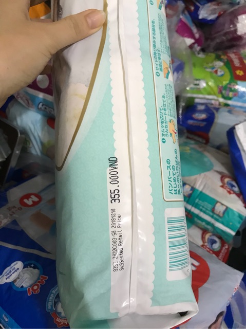 Tã dán pampers nội địa size M48 miếng