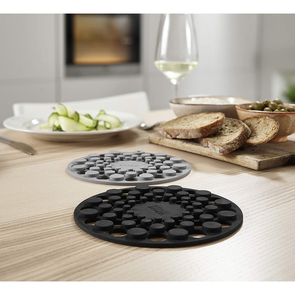 Bộ 2 miếng lót nồi silicone Joseph Joseph 20174 Spot-on Trivets chống nóng [nhập Đức chính hãng]