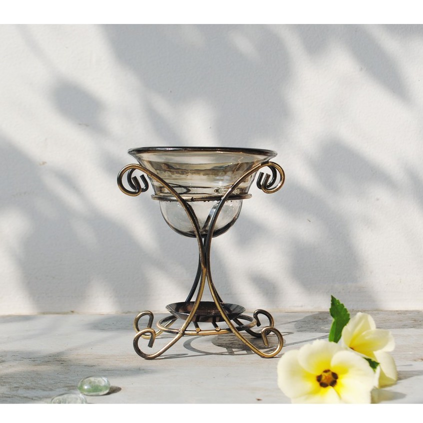 Đèn xông tinh dầu chân sắt ánh kim đốt bằng nến tealight cổ điển - Better Life