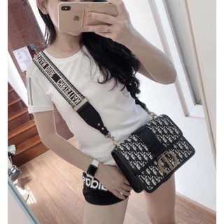 TÙI XÁCH NỮ TÚI ĐEO CHÉO DR DA MỀM SIZE 18 FULL HỘP ( ẢNH CHỤP THẬT )