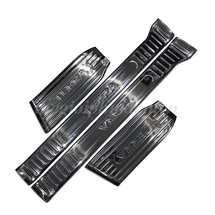 Bộ Ốp bậc cửa, Nẹp bước chân Nissan Terra - Mẫu Titan hàng cao cấp