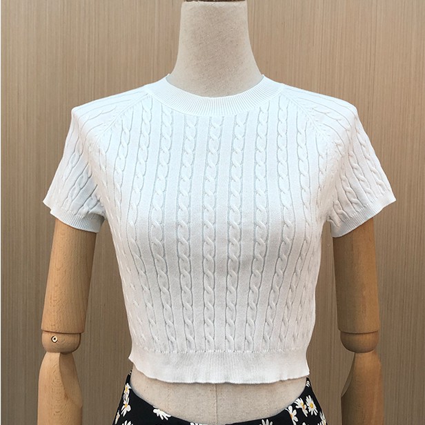 Jennie blackpink Áo croptop dệt kim màu trơn phong cách