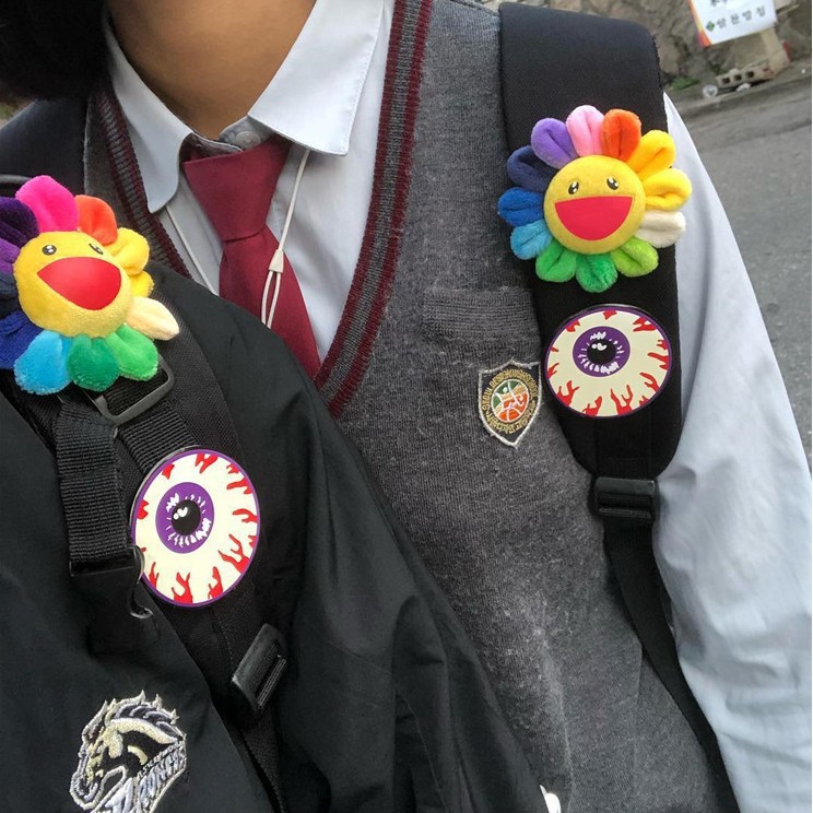 Huy hiệu cài áo hình hoa hướng dương b546