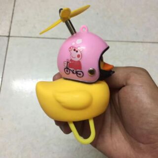 Vịt treo xe