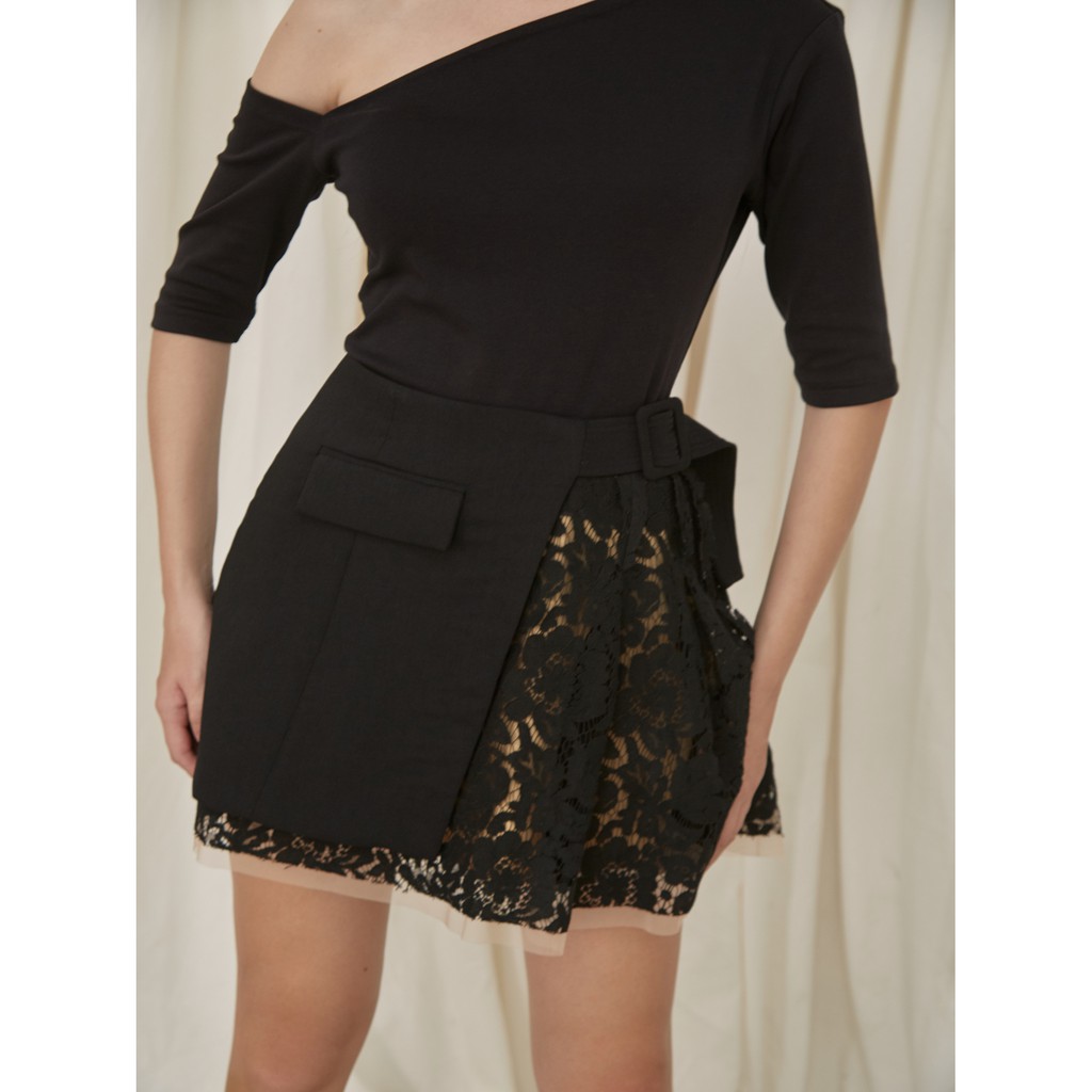 COCO SIN - Chân Váy Đen Phối Ren