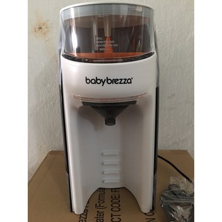 Máy pha sữa Baby Brezza Formula Pro Advanced