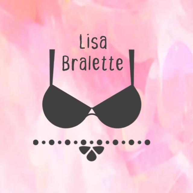 Lisa Bralette
