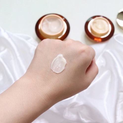 Sample mẫu thử SULWASOO Kem dưỡng sâm Sulwhasoo Concentrated Ginseng Renewing Cream 1ml