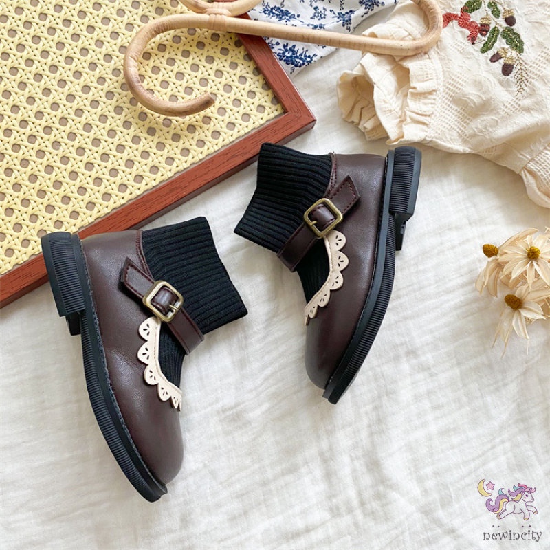 Giày bốt da đế mềm mũi tròn chống trượt xinh xắn dành cho bé