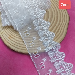 Ren lưới thêu trang trí , size 7cm (1 mét /9k)