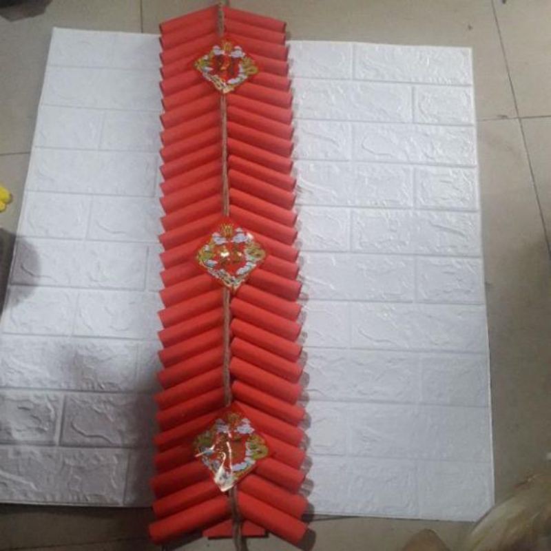 Mô hình dây pháo giả thủ công trang trí tết siêu đẹp.