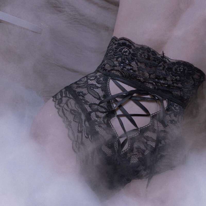 Quần lót ren lưng cao phối dây sexy | BigBuy360 - bigbuy360.vn