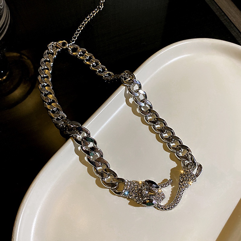 Vòng cổ Mặt Hình Rắn Đính Đá Thời Trang