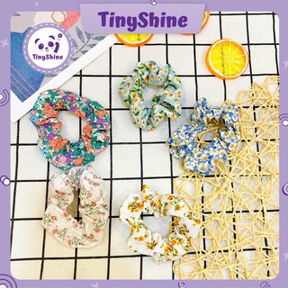 Cột tóc vải trang trí hoa phong cách nữ tính nhẹ nhàng