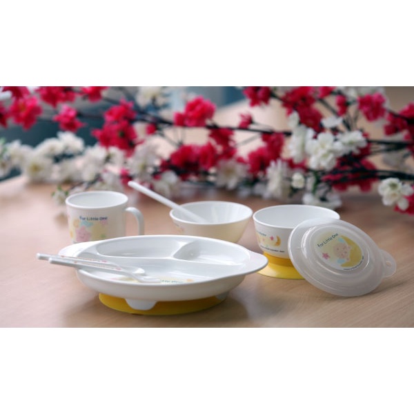 Bộ dụng cụ ăn dặm 9 món dành cho bé Richell - hàng chính hãng