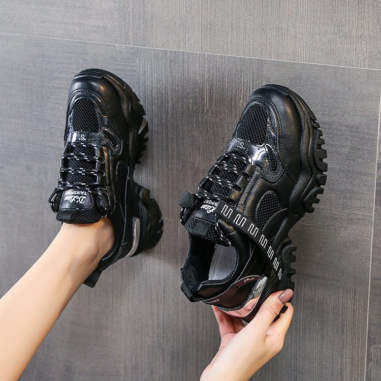 Giày Sneakers Nữ, Giày Thể Thao Nữ Giày Thể Thao Độn Đế Nữ Rong Ye Kiểu Hàn Quốc Siêu Hot Đế Cao 3-4Cm Màu Đen Trắng Đẹp | BigBuy360 - bigbuy360.vn