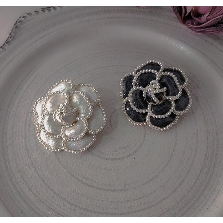 Ghim Cài Áo Hình Hoa Trà Đính Ngọc Trai Thời Trang Cho Nam Nữ