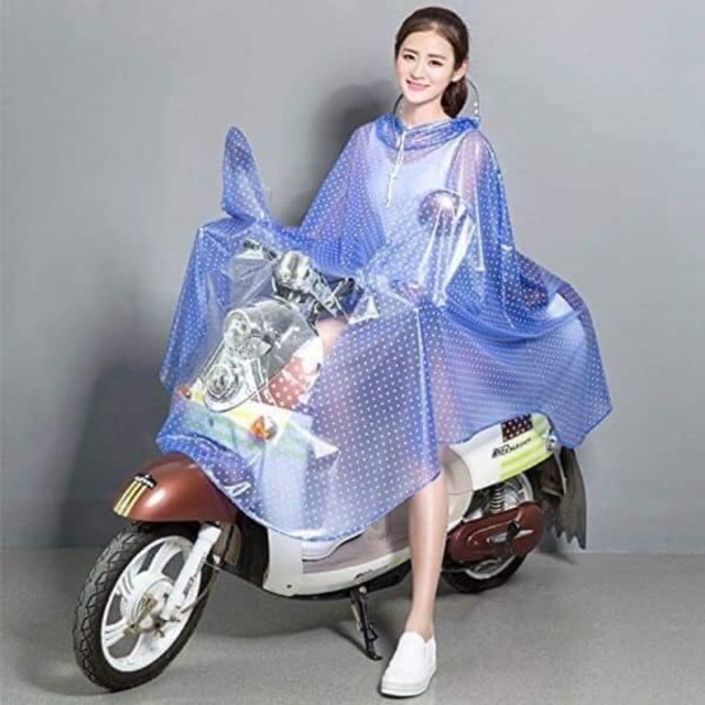 Áo mưa chấm bi