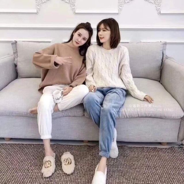 ❤️❤️❤️Chắc ai đó sẽ cần😘😘😘
Quần lông D-studio hàng TQXK siêu ấm luôn bên kia đang sale giá tốt quá cả nhà có thích k.