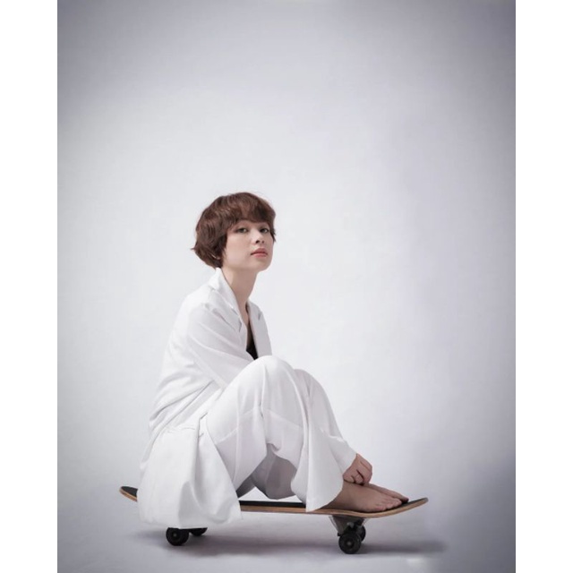 HY Basic Áo blazer free size đơn với 4 khuy và túi mổ 2 bên thích hợp cho mọi cô nàng công sở cá tính | BigBuy360 - bigbuy360.vn