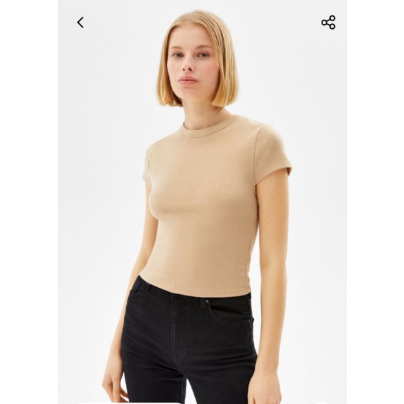 Áo phông nữ cộc tay chất len tăm Ber.shka A.uth size XS