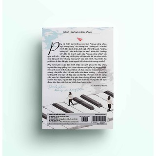 Sách Hạnh phúc không mặc đồng phục