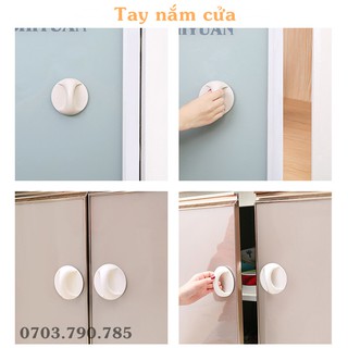 Tay Nắm Cửa Nhựa Dán Trên Nhiều Bề Mặt