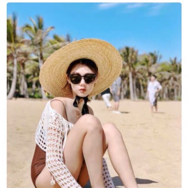 Mũ cói rộng vành dây buộc sang chảnh