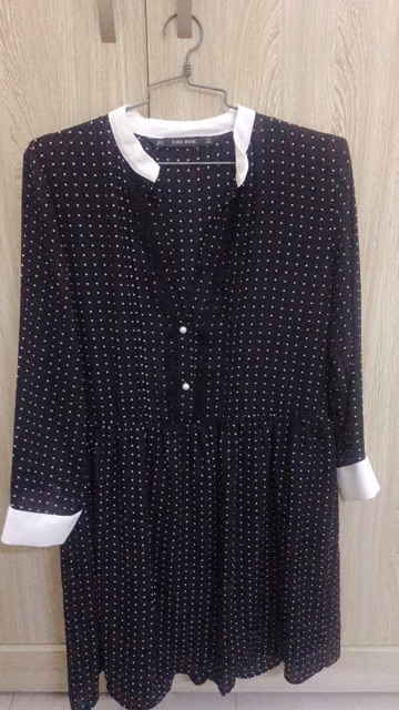 Váy Zara chấm bi chính hãng size S pass - Hàng có sẵn