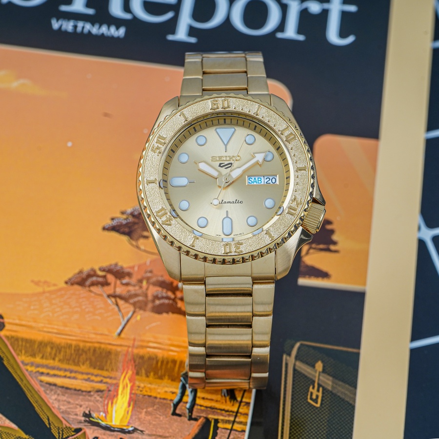 Đồng hồ nam Seiko 5 Sports SRPE74K1 mặt kính Hardlex chống xước, chống nước 10 ATM, dây thép không gỉ cao cấp chính hãng
