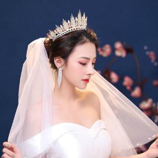 Vương miện cổ điển cho nữ