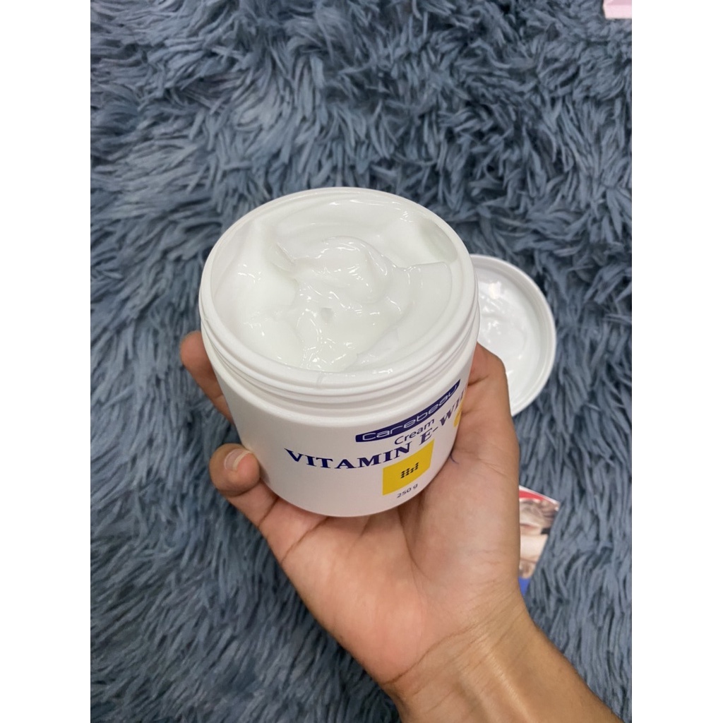 KEM MASSAGE VITAMIN E WHITE 250ML