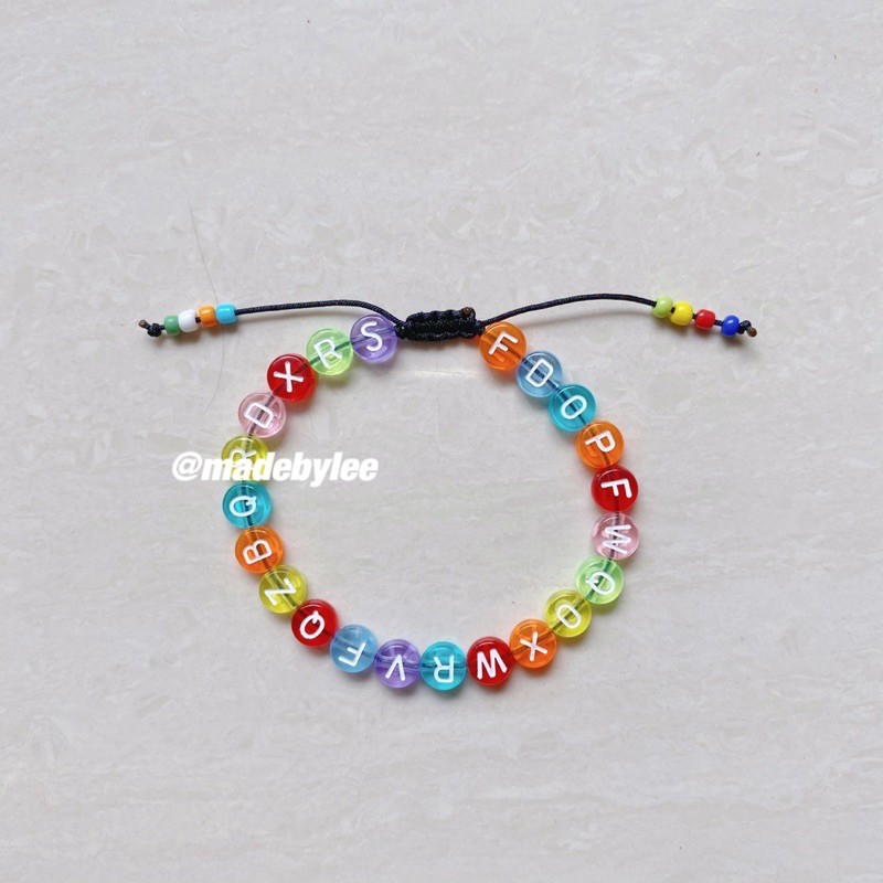 Vòng full hạt chữ chữ random dây dù siêu xinh MADEBYLEE