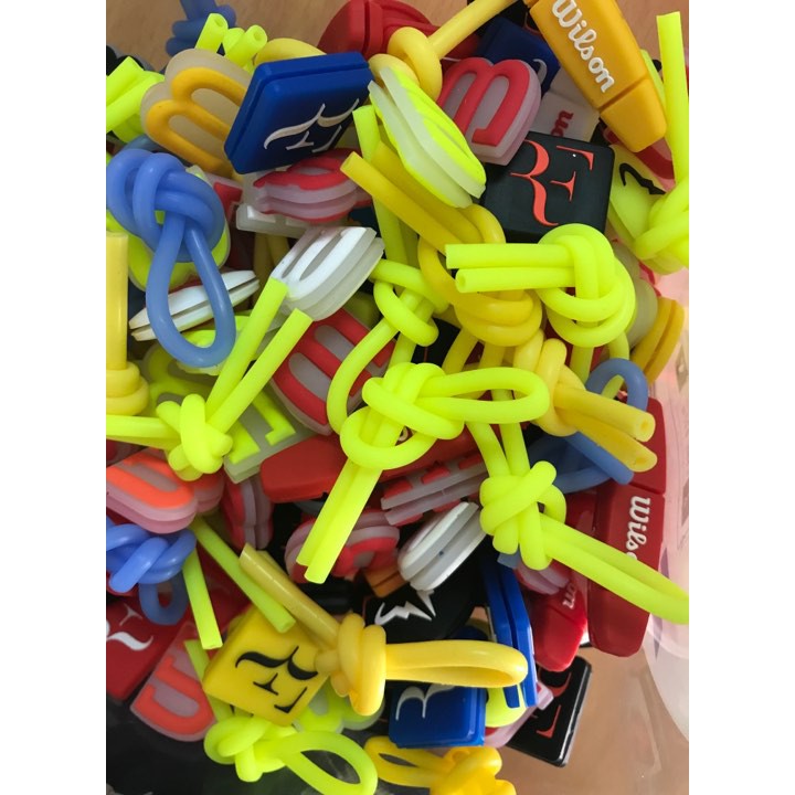 Giảm Rung Tennis Các Hãng