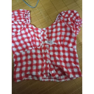 Áo kiểu cổ vuông