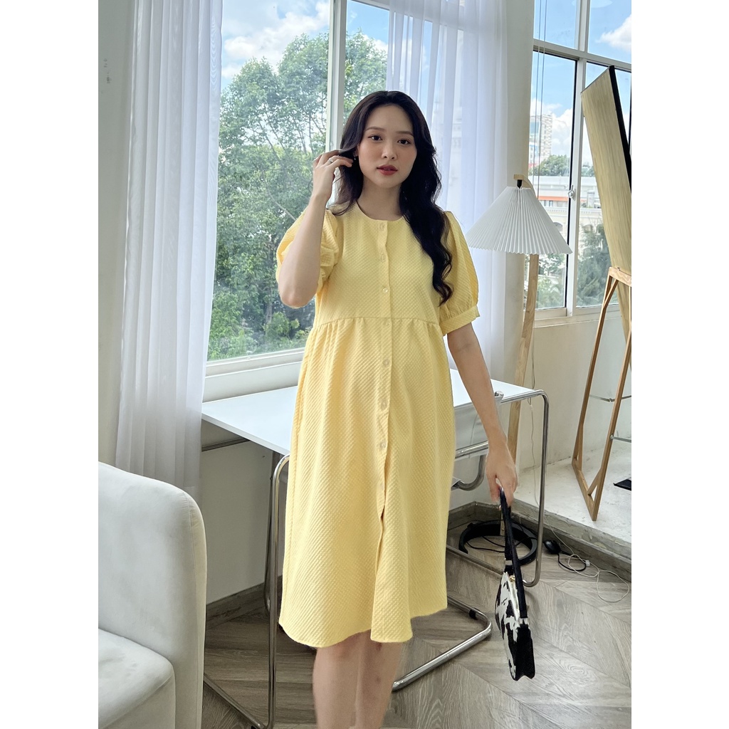 Đầm Bầu cúc dài xinh xắn.