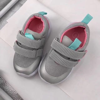 Giày xuất xịn đet luôn