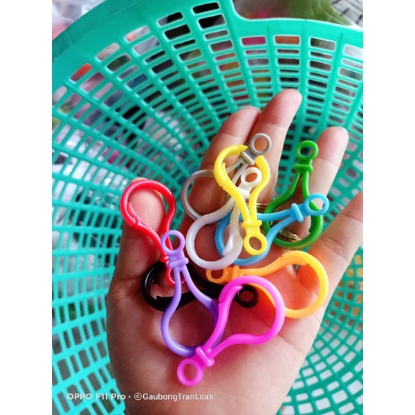 Móc nhựa gắn móc khóa gấu bông