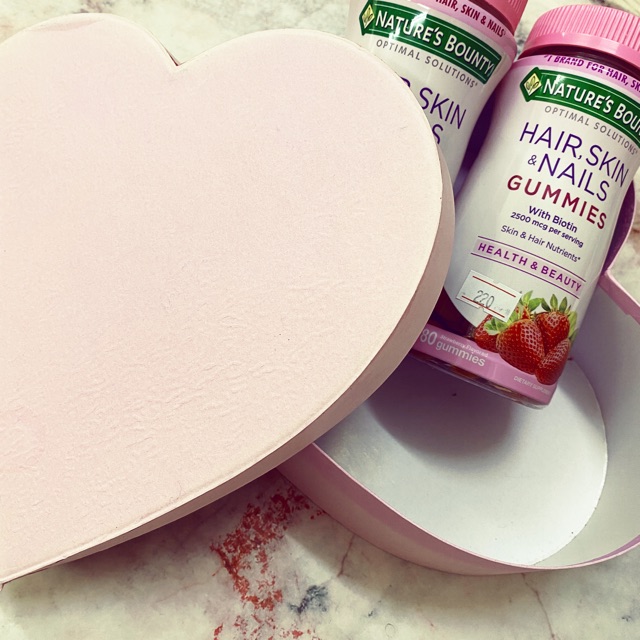 Hộp đựng quà trái tim hồng xinh Biotin | BigBuy360 - bigbuy360.vn