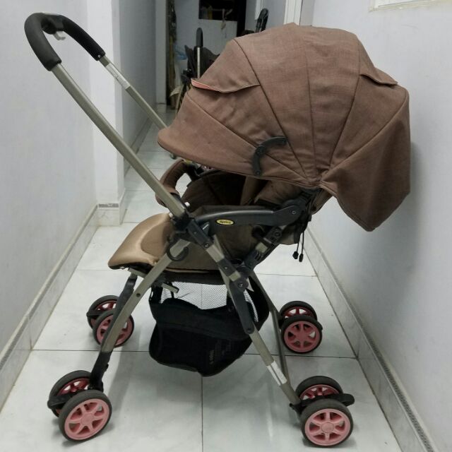 Xe đẩy 2 chiều 3 tư thế cao cấp Aprica