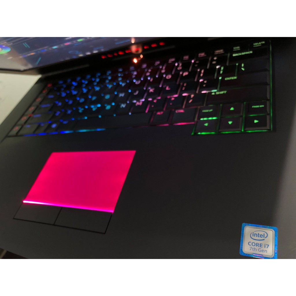 Laptop Dell Alienware 15R3, i7 7700HQ, 16G, 128G + 1T, RX570 = 8G, 15.6in | BigBuy360 - bigbuy360.vn