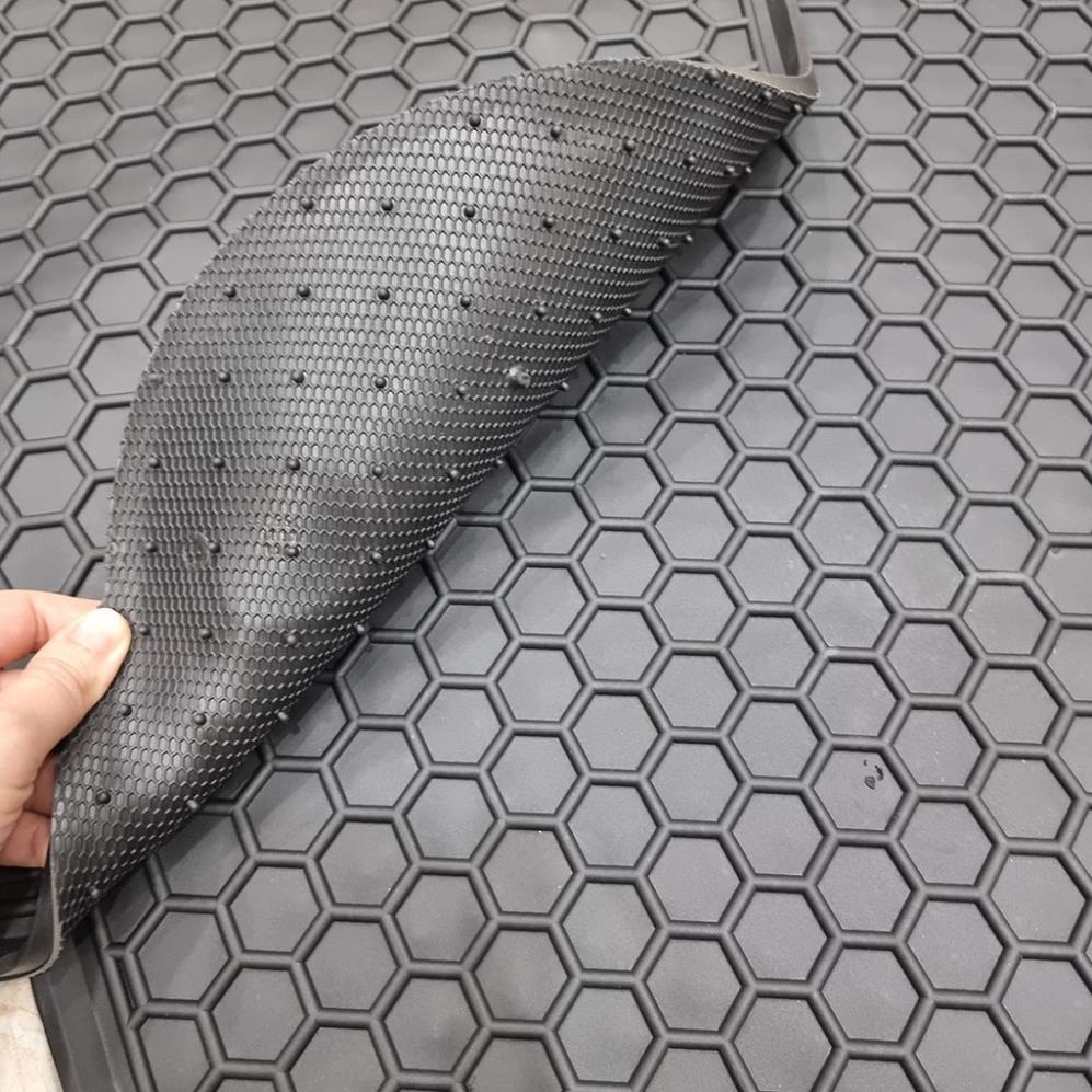 Thảm Lót Sàn Cao Su Cho Xe Hyundai Tucson 2010 đến 2022 Chữ đỏ - hàng không mùi , cao su đúc, vừa form xe