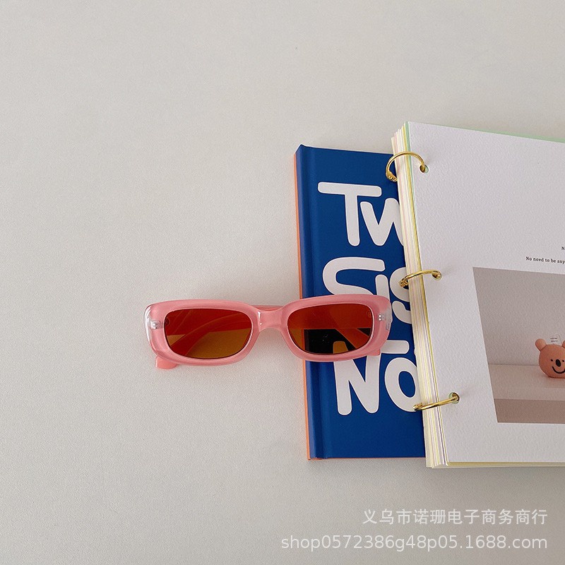 Xu hướng Kính Chụp Ảnh Catwalk siêu ngầu cho bé yêu mã T1609