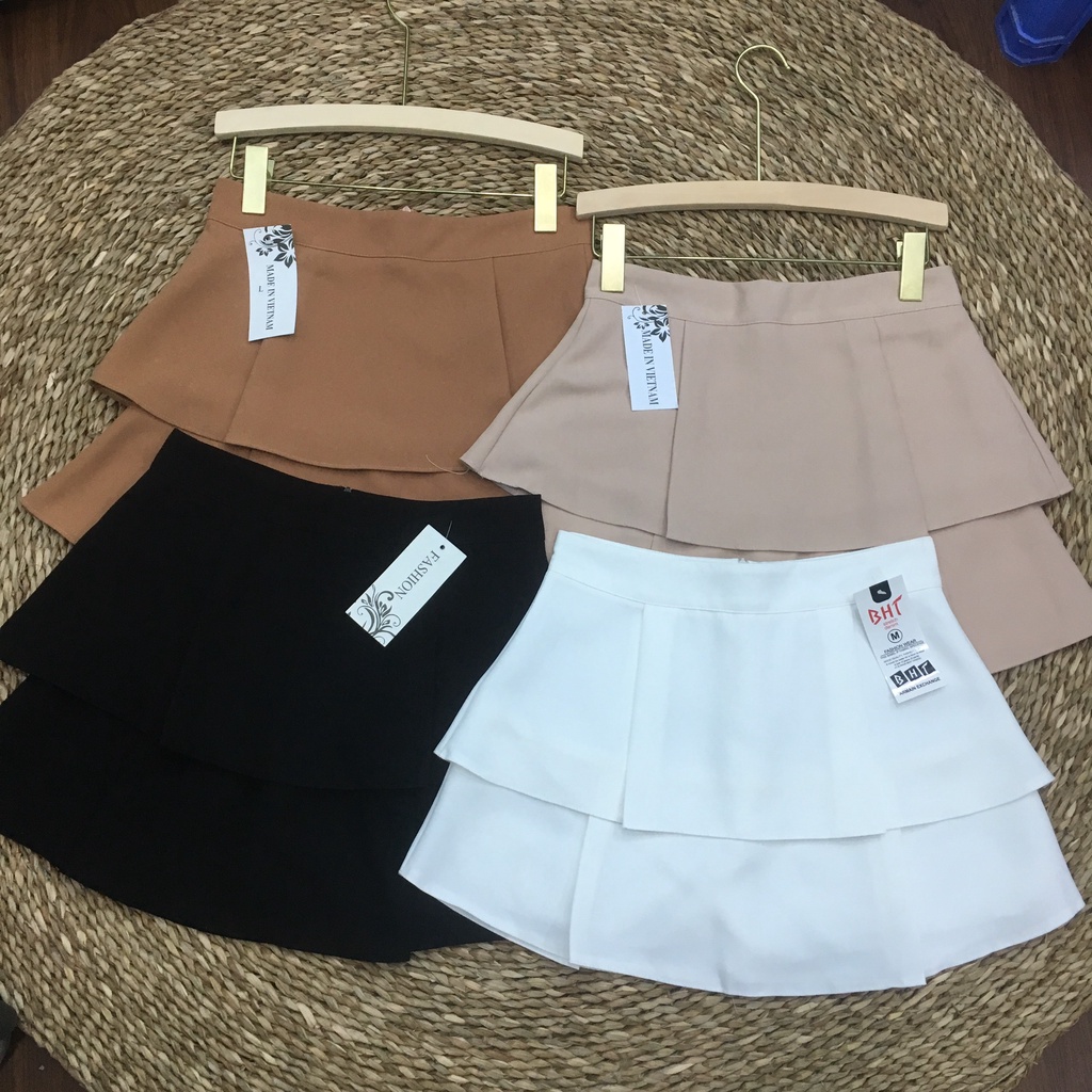 Chân váy ngắn xòe hai tầng tuyết mưa