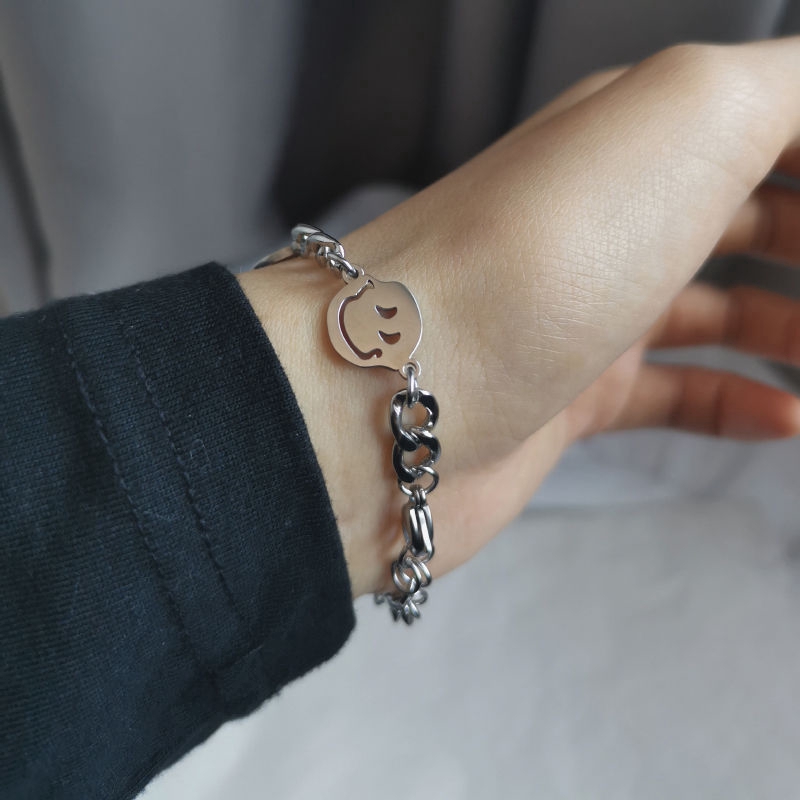 Vòng Tay Mặt Cười Phong Cách Hip Hop Cá Tính