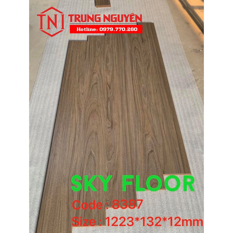Kho sàn gỗ công nghiệp Sky Floor giá rẻ Hà Nội