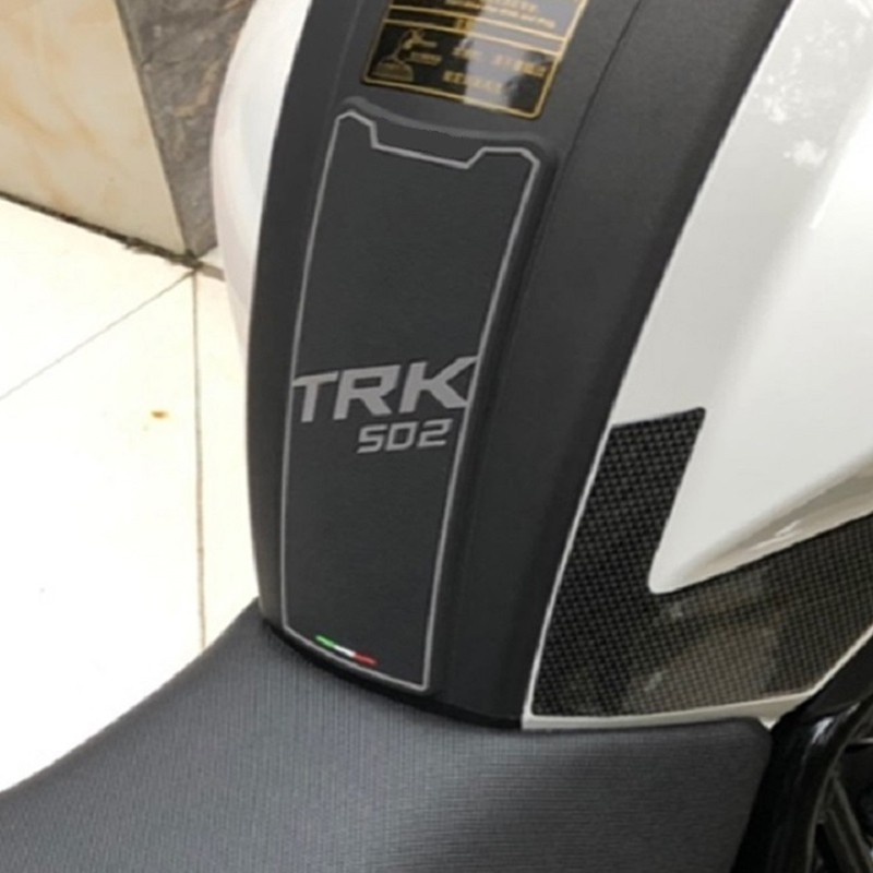 Miếng dán trang trí bình nhiên liệu dành cho xe Benelli Trk 502
