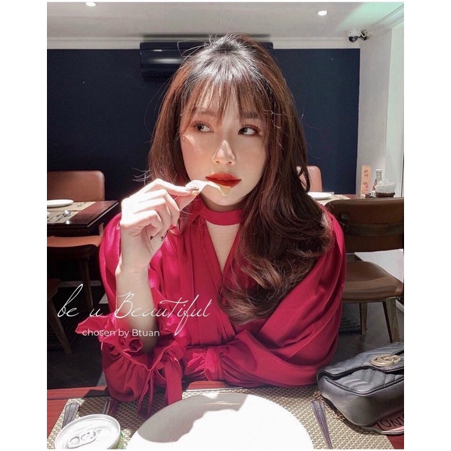 Áo sơ mi công sở cổ V tay cột nơ tiểu thư chất lụa màu trắng đỏ V00301 full size AĐ BOUTIQUE