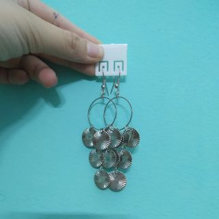 Sấp hơn 90 táp treo bông tai trắng nhựa hàng đẹp giá rẻ 2cm