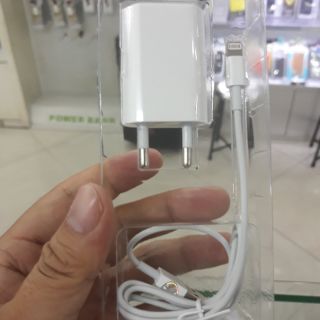 Bộ cóc và cáp sạc Titan dùng cho iphone